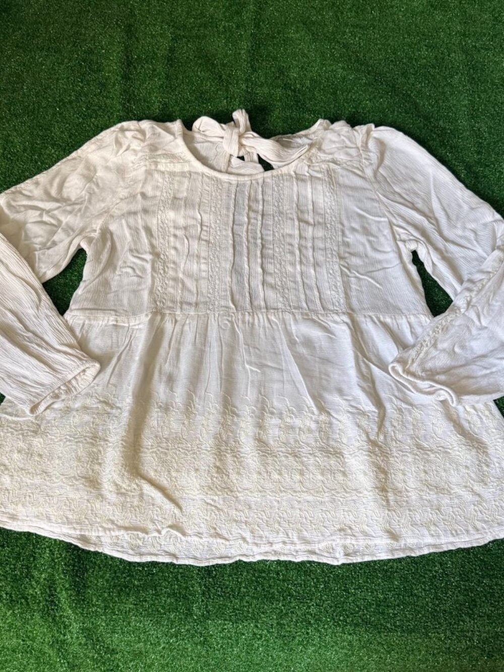 American Eagle Long Sleeve Boho Style Off White Laces Tunic Blouse Shirt Size M